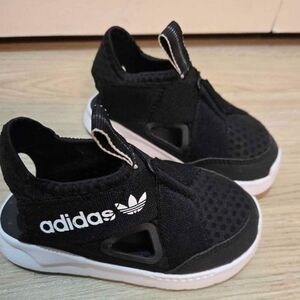 Adidas 360 Sandal Size 9 toddler